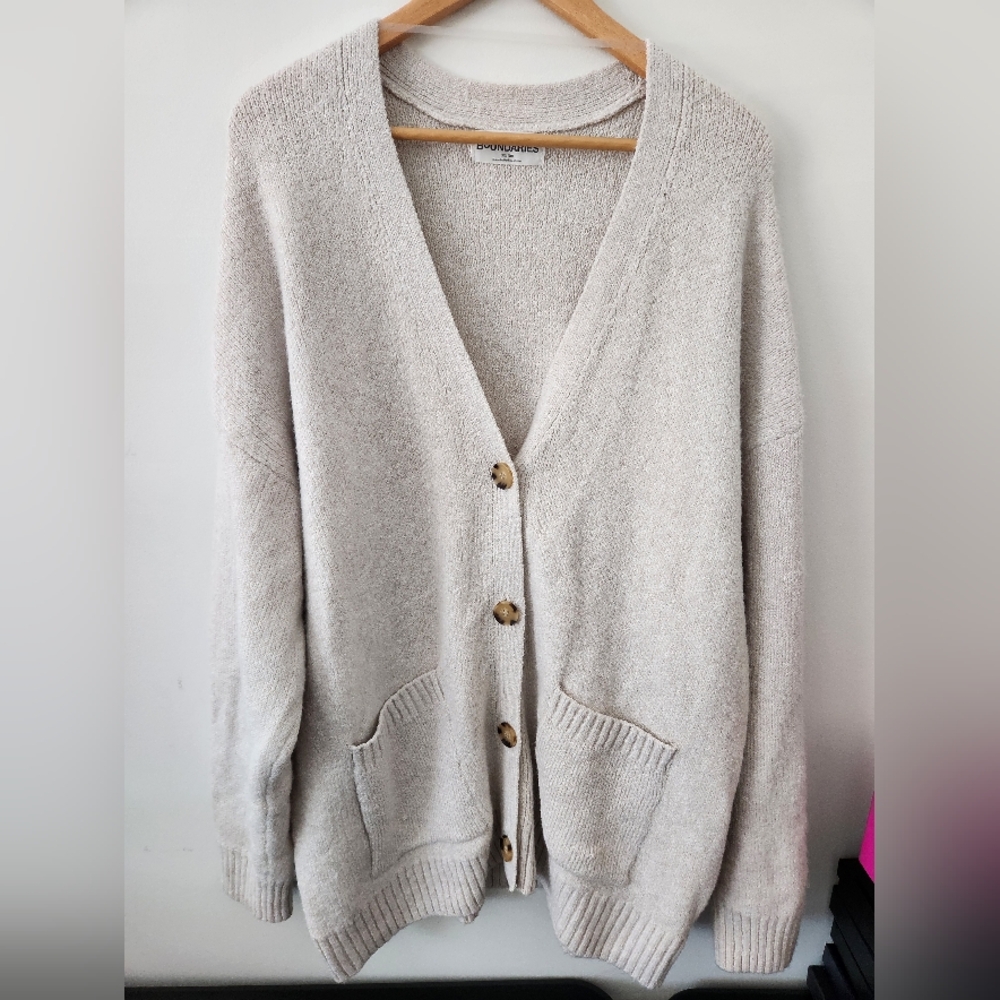 Brand New Women's Cream Cardigan Sweater No Boundaries XXL - Picture 2 of 9